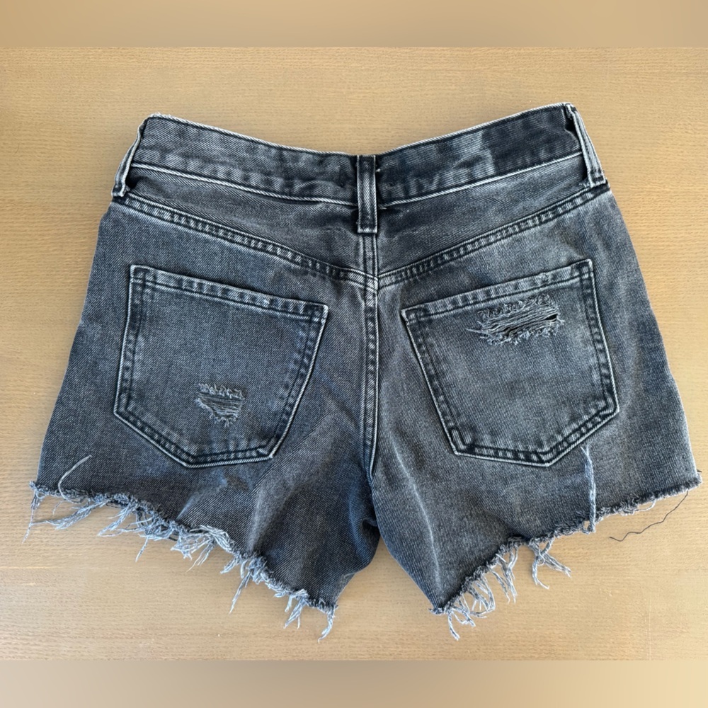 Express Charcoal Black Frayed Distressed Denim Button Fly Jean Shorts - Picture 3 of 9